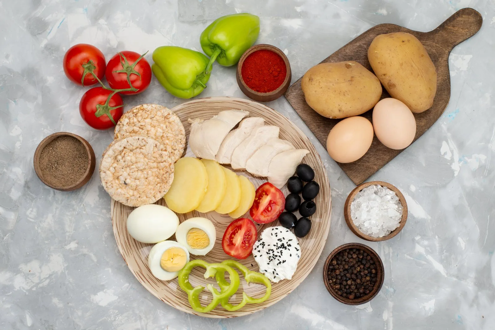 A plate of boiled eggs with vegetables as a high protein meal