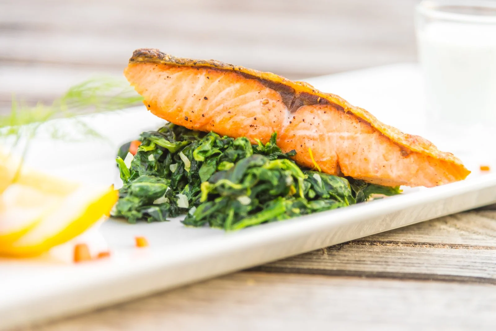 Grilled salmon steak, a good source of omega 3 for pregnancy